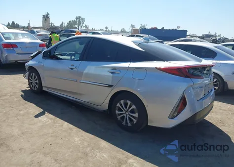 2021 Toyota Prius Prime Limited из США, поврежденный, VIN JTDKAMFP9M3178768